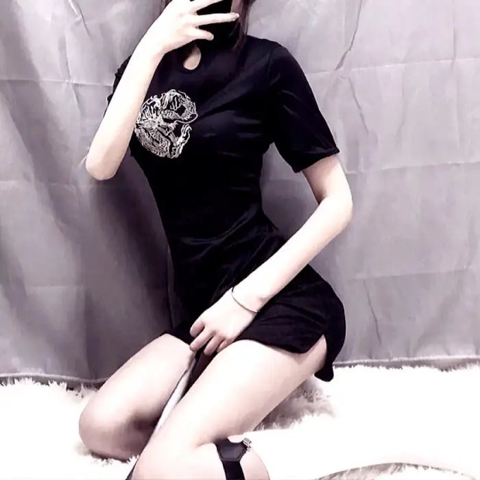 九克拉战栗海报